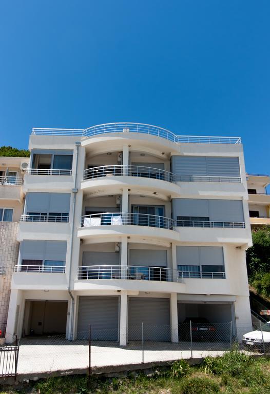 Art I Apartments Ulcinj Exterior photo